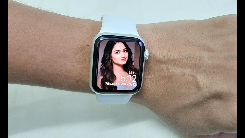 How to Add a Photo to Apple Watch Face